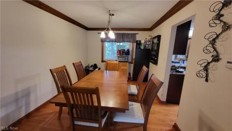3041 Belmont Drive Brooklyn Heights OH 44131