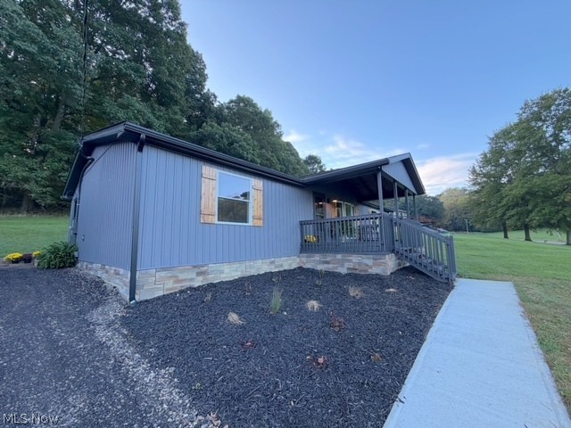 131 Baltzley Valley Road NE New Philadelphia OH 44663