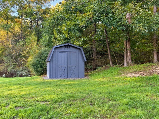 131 Baltzley Valley Road NE New Philadelphia OH 44663