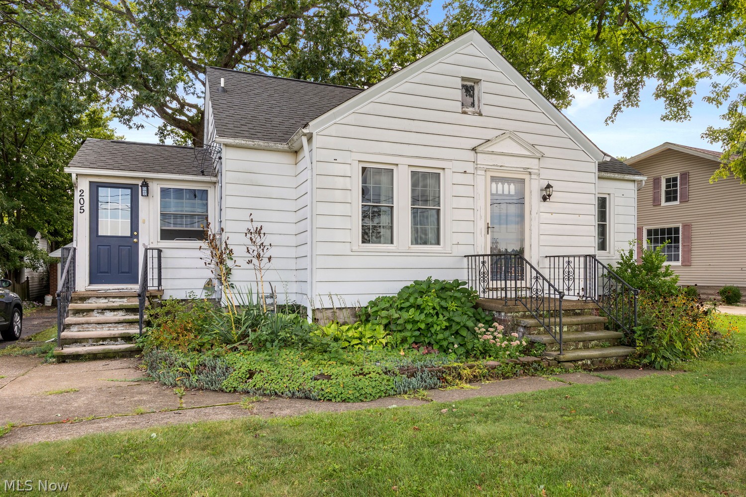 205 North Ridge Road W Lorain OH 44053