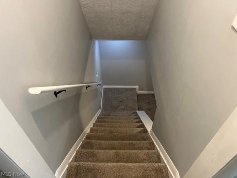 1222 Valley Drive North Canton OH 44720