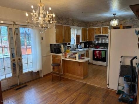 1207 Chaparrel Road SW Hartville OH 44632