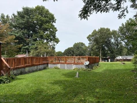 1207 Chaparrel Road SW Hartville OH 44632
