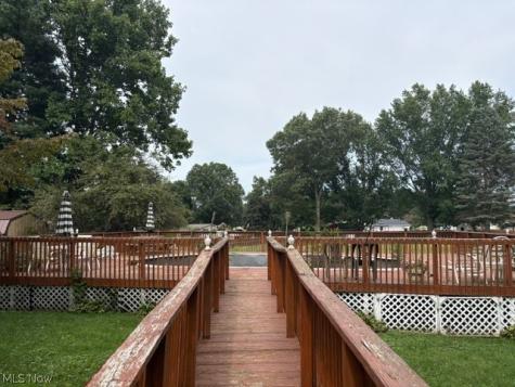1207 Chaparrel Road SW Hartville OH 44632