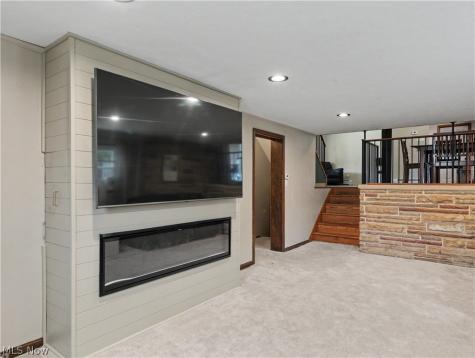 620 Franklin Drive Doylestown OH 44230