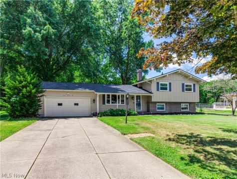 620 Franklin Drive Doylestown OH 44230