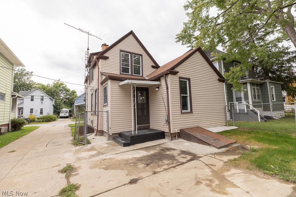 4026 Muriel Avenue Cleveland OH 44109