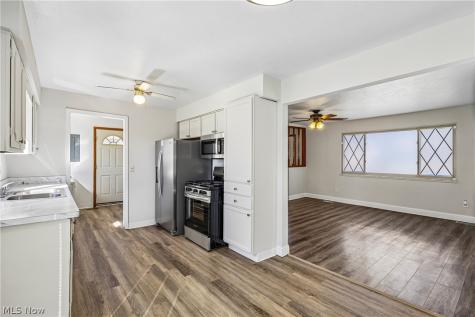 234 Paxton Road Eastlake OH 44095