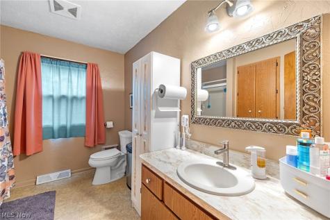 1213 George Street SW Canton OH 44706