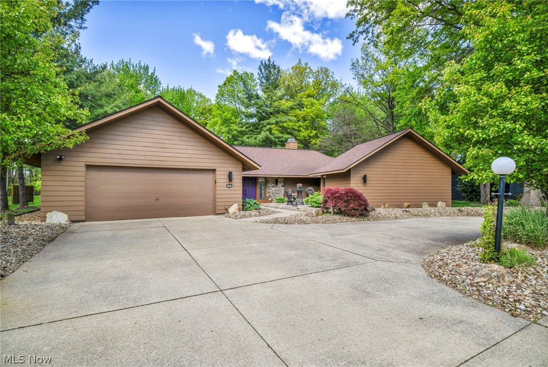 21903 Meadows Edge Lane Strongsville OH 44149