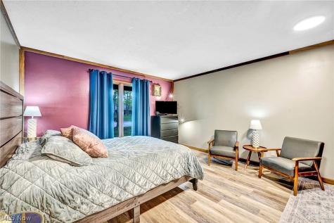 21903 Meadows Edge Lane Strongsville OH 44149