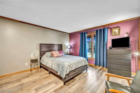 21903 Meadows Edge Lane Strongsville OH 44149