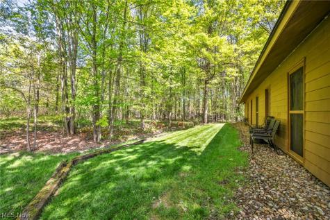 21903 Meadows Edge Lane Strongsville OH 44149