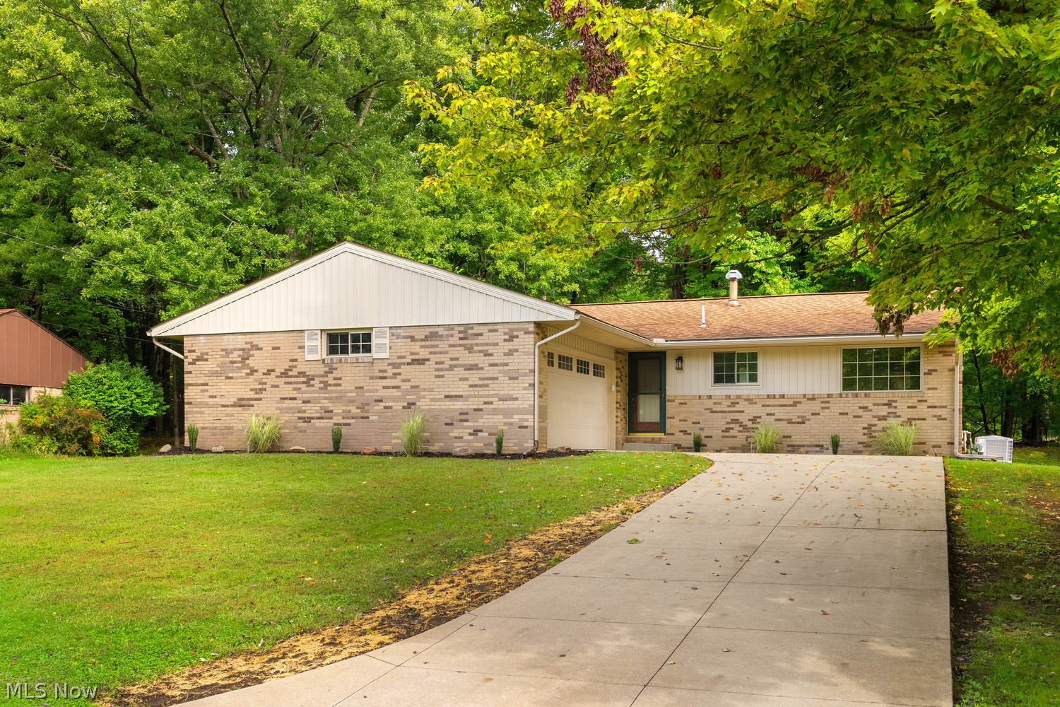 5025 Peggy Ann Drive New Franklin OH 44319