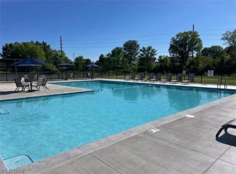 5427 Wilshire Park Drive Hudson OH 44236