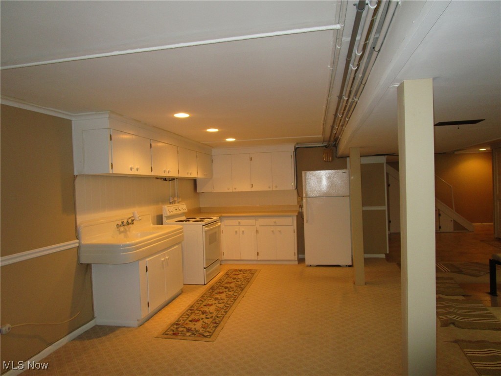 715 Holden Drive Ashtabula OH 44004