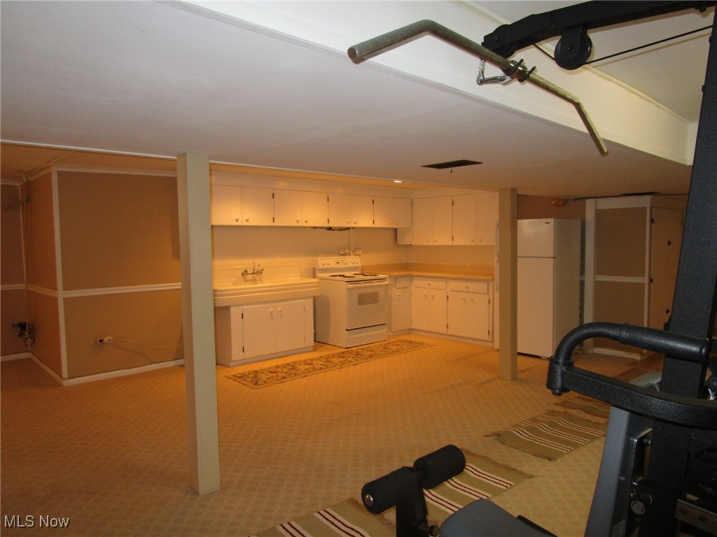 715 Holden Drive Ashtabula OH 44004