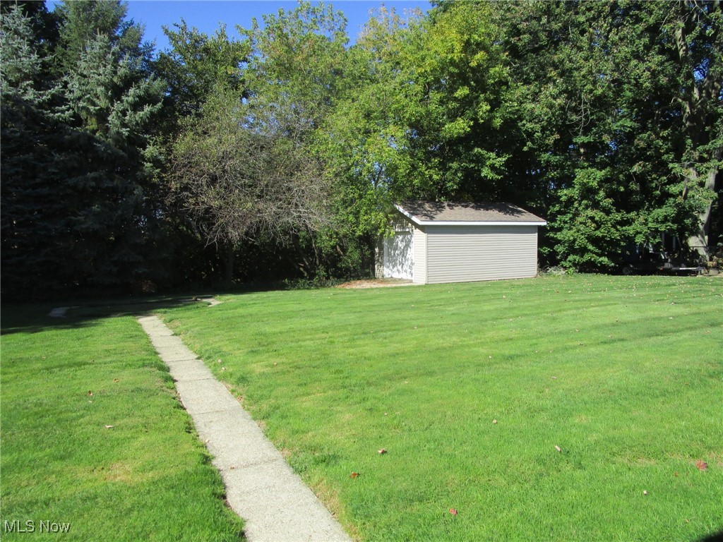 715 Holden Drive Ashtabula OH 44004