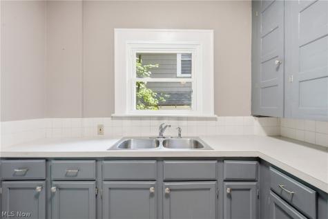 115 Burton Avenue Akron OH 44302