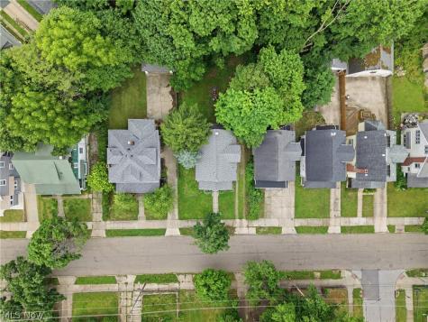 115 Burton Avenue Akron OH 44302