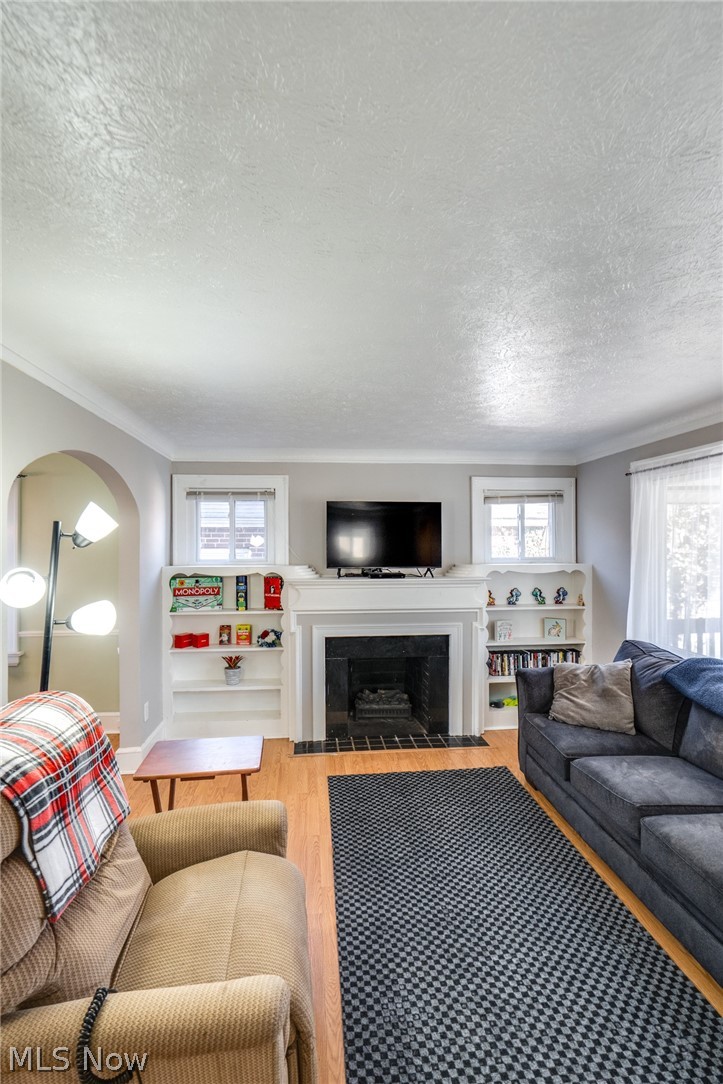 934 Packard Drive Akron OH 44320