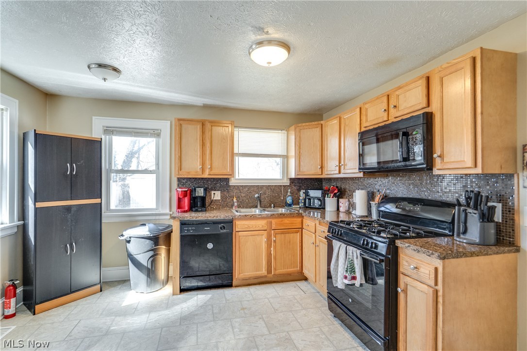 934 Packard Drive Akron OH 44320