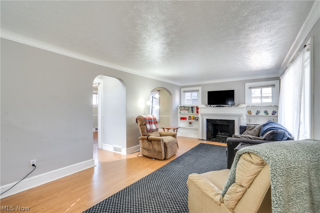 934 Packard Drive Akron OH 44320