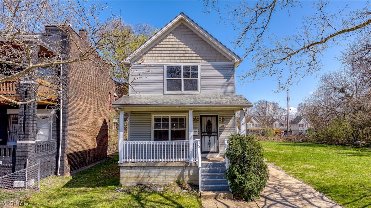 2221 E 71st Street Cleveland OH 44103