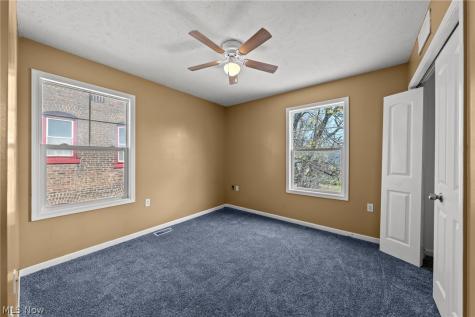 2221 E 71st Street Cleveland OH 44103