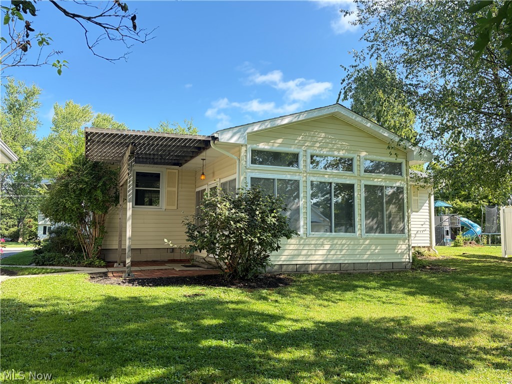 214 Susan Drive Jefferson OH 44047