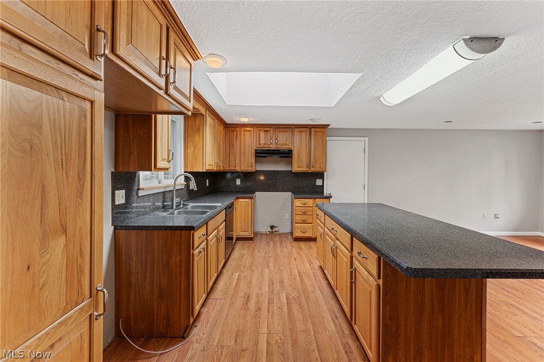 4221 Princess Anne Court Lorain OH 44052