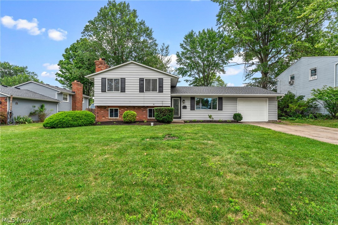 4221 Princess Anne Court Lorain OH 44052