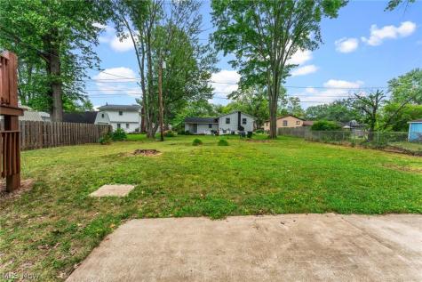 4221 Princess Anne Court Lorain OH 44052