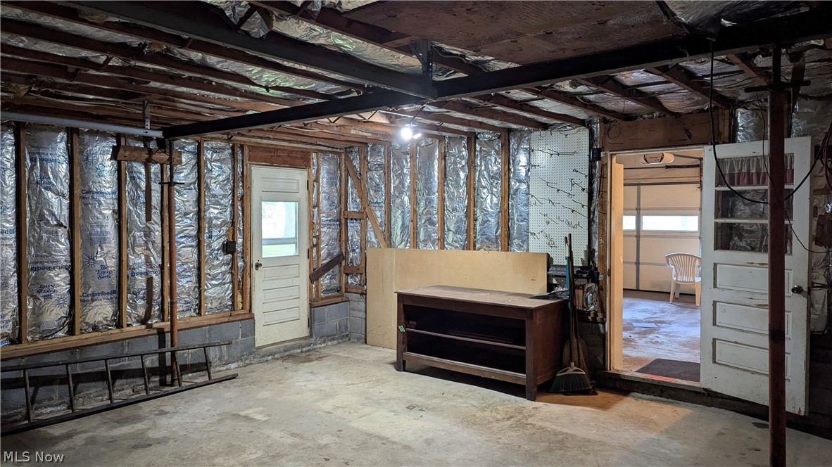 2921 Center Road Saybrook OH 44004