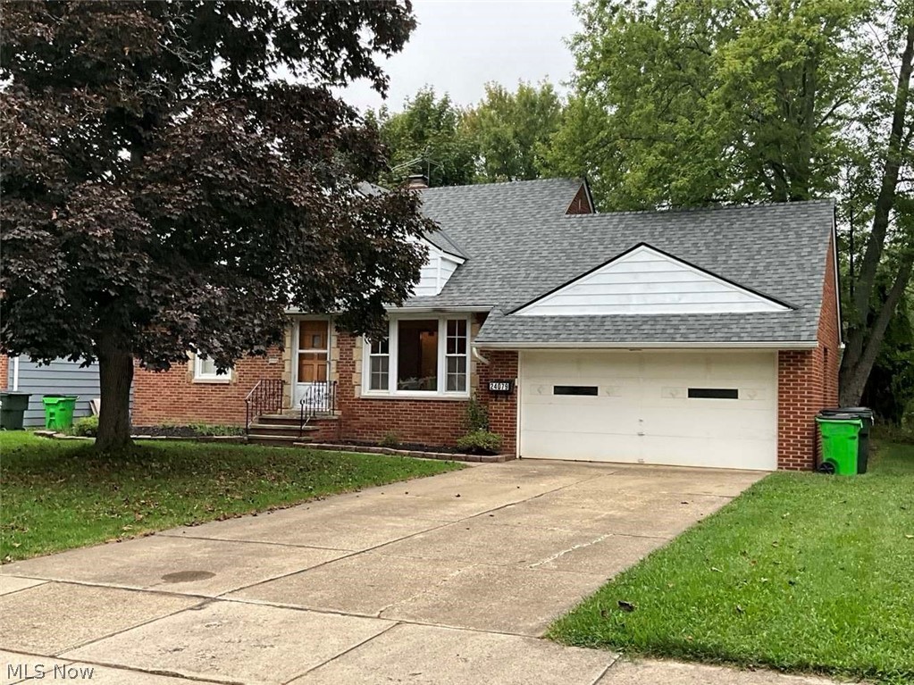 24079 Glenbrook Boulevard Euclid OH 44117
