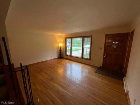 24079 Glenbrook Boulevard Euclid OH 44117
