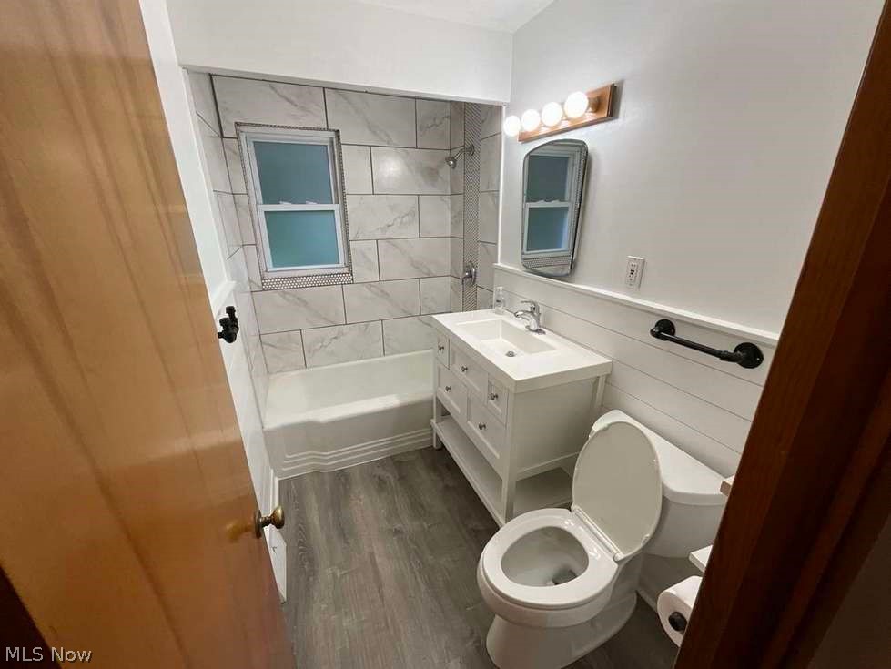 24079 Glenbrook Boulevard Euclid OH 44117