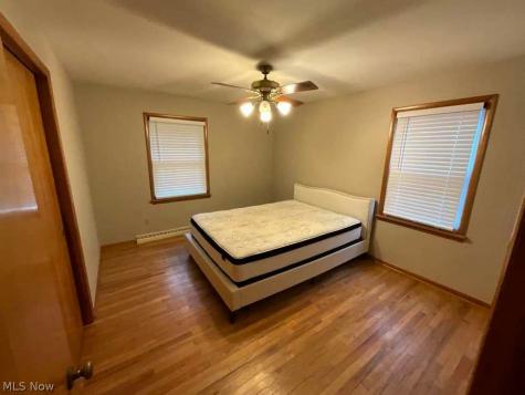 24079 Glenbrook Boulevard Euclid OH 44117