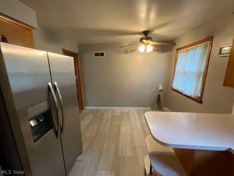 24079 Glenbrook Boulevard Euclid OH 44117