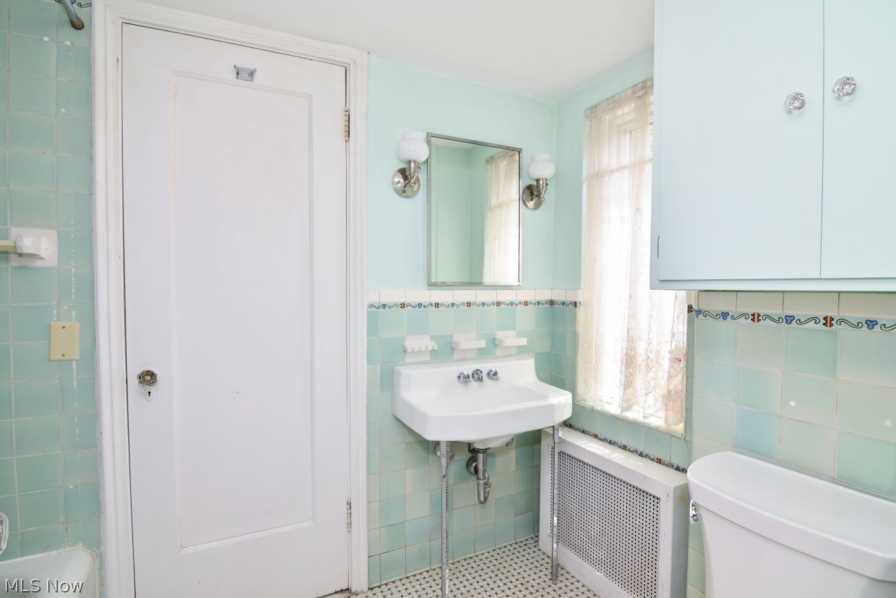3159 Van Aken Boulevard Shaker Heights OH 44120