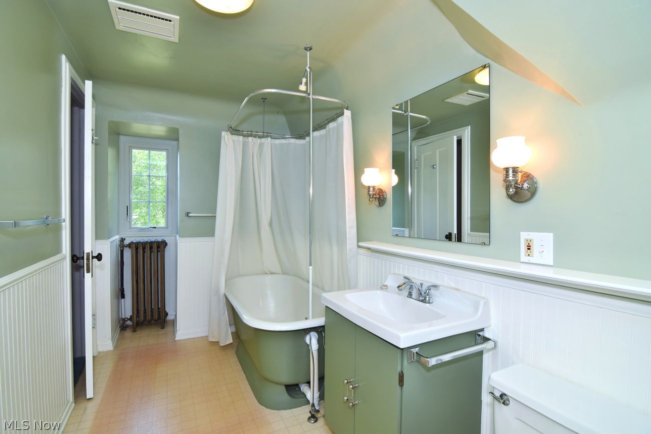 3159 Van Aken Boulevard Shaker Heights OH 44120