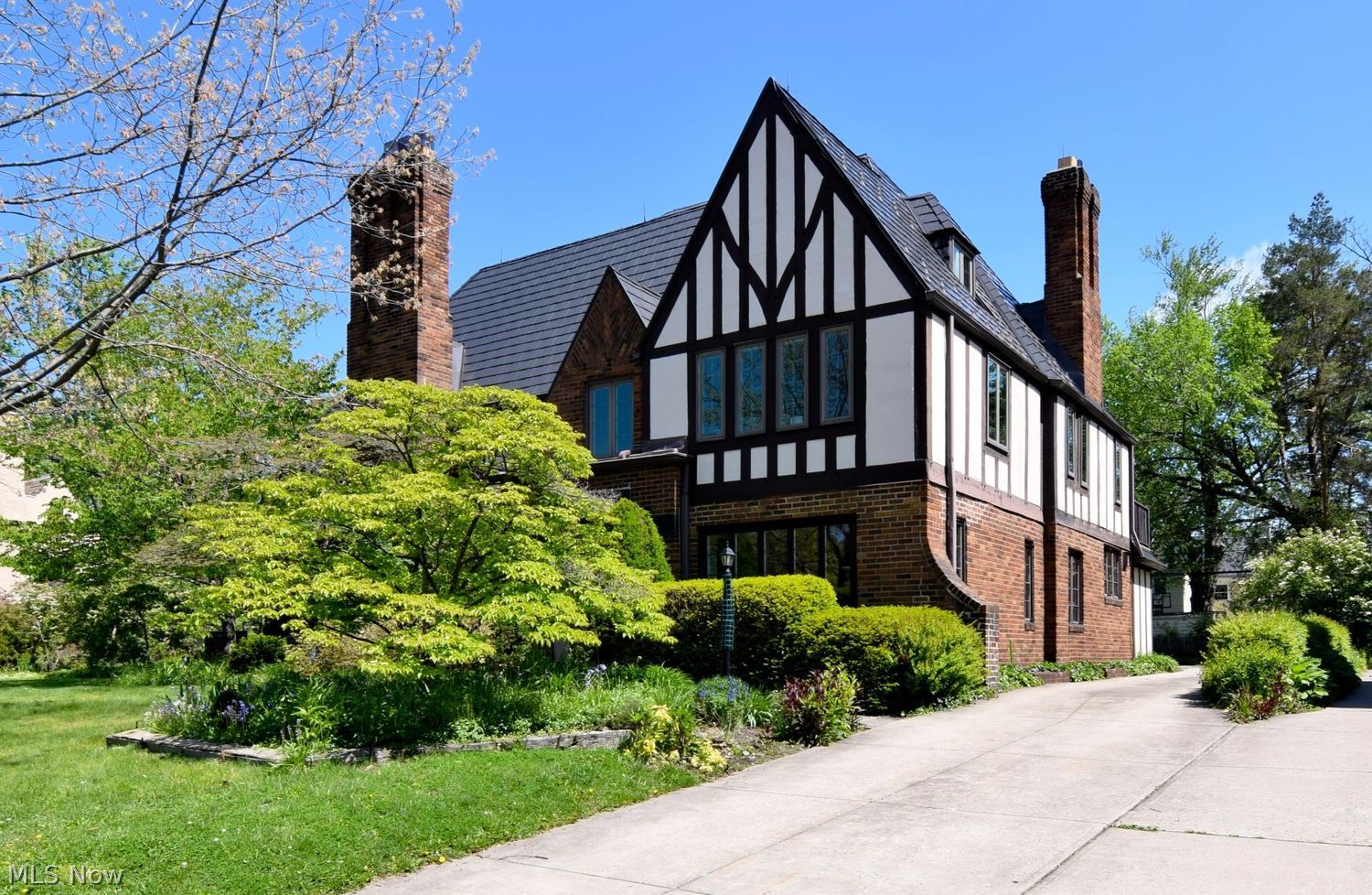 3159 Van Aken Boulevard Shaker Heights OH 44120