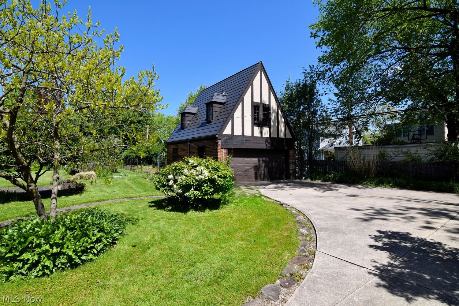 3159 Van Aken Boulevard Shaker Heights OH 44120