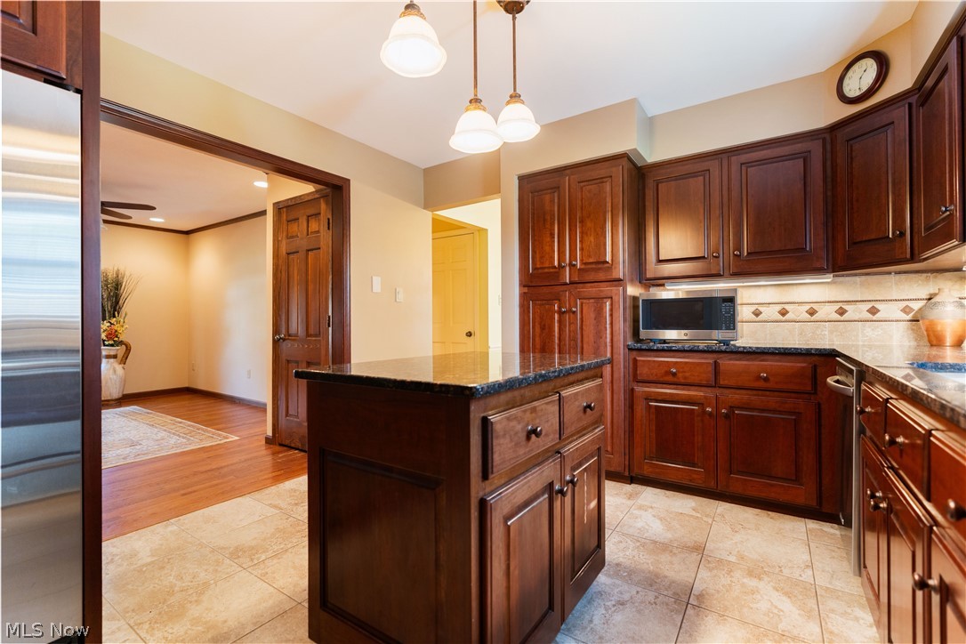 135 E Case Drive Hudson OH 44236