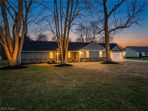 16243 Roselawn Drive Burton OH 44021
