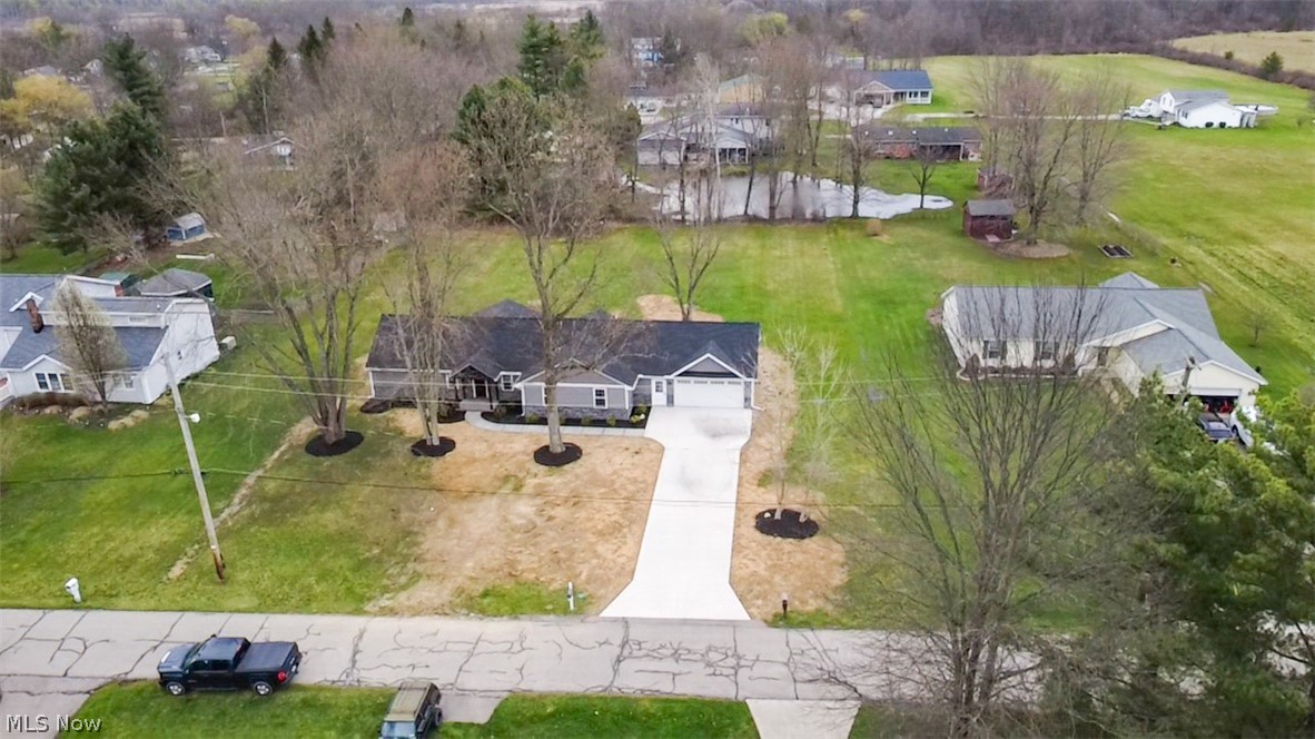 16243 Roselawn Drive Burton OH 44021