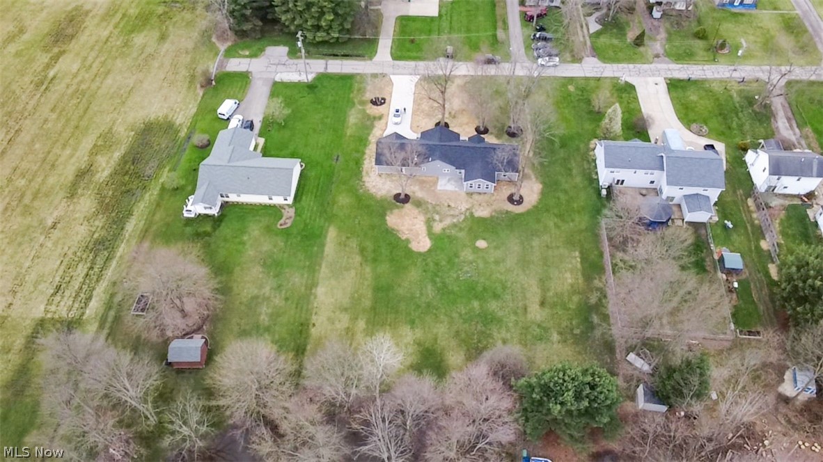 16243 Roselawn Drive Burton OH 44021
