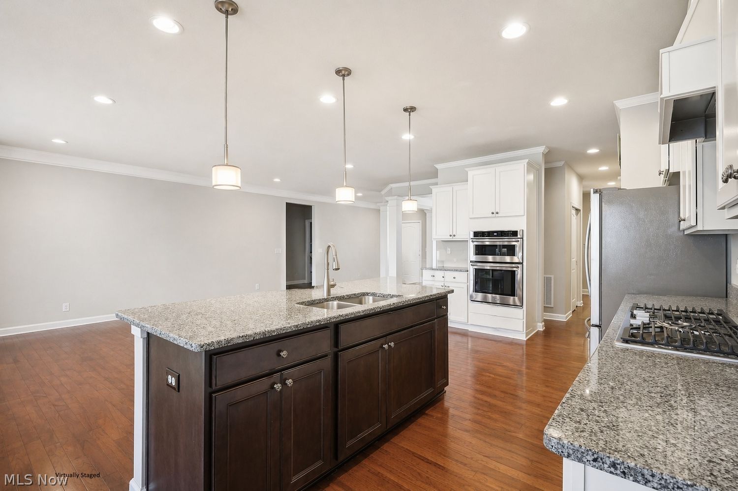 136 Brighton Drive Aurora OH 44202