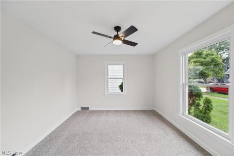 1293 Avondale Road South Euclid OH 44121