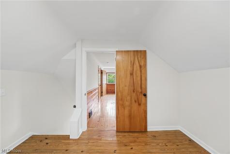1293 Avondale Road South Euclid OH 44121